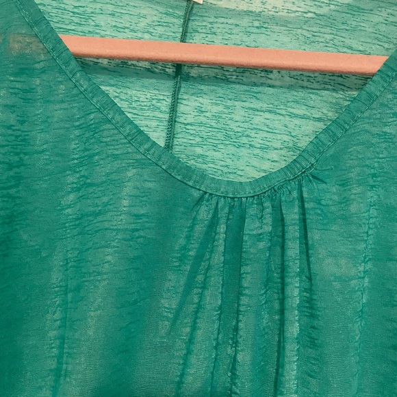 Sheer green shirt - Picture 3 of 5